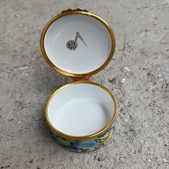 Halcyon Days Enamels box - Picture 2 of 5